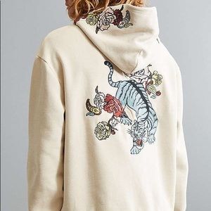 Embroidered tiger/flower sweatshirt 💐 NEVER WORN